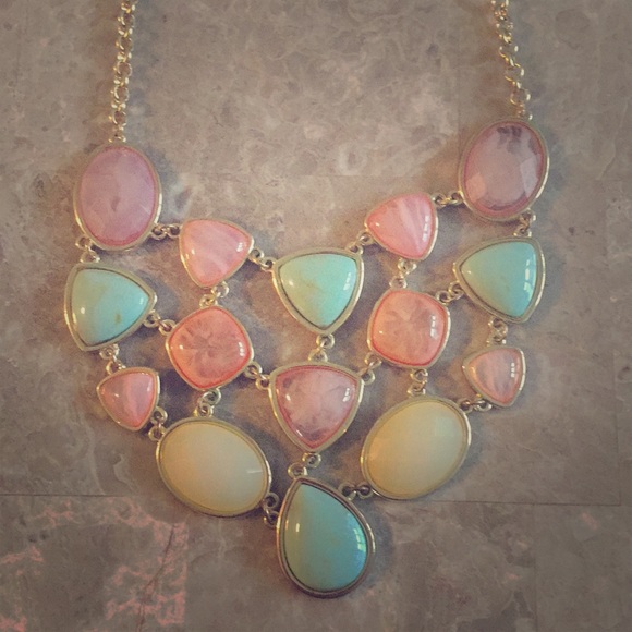 Jewelry - 3/$10 ✨ Gold & Pastel Statement Necklace ✨